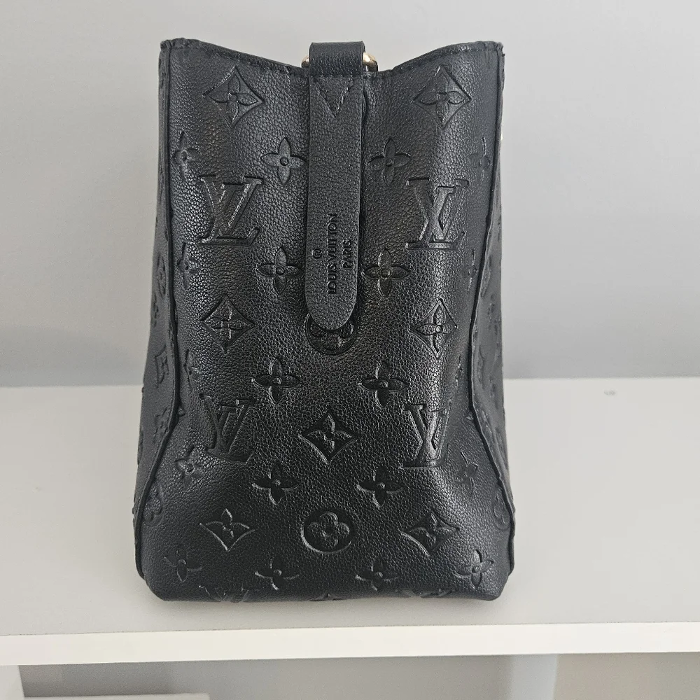 Designer Inspired Black Monogram Medium Tote 🖤 - Picture 2 of 10